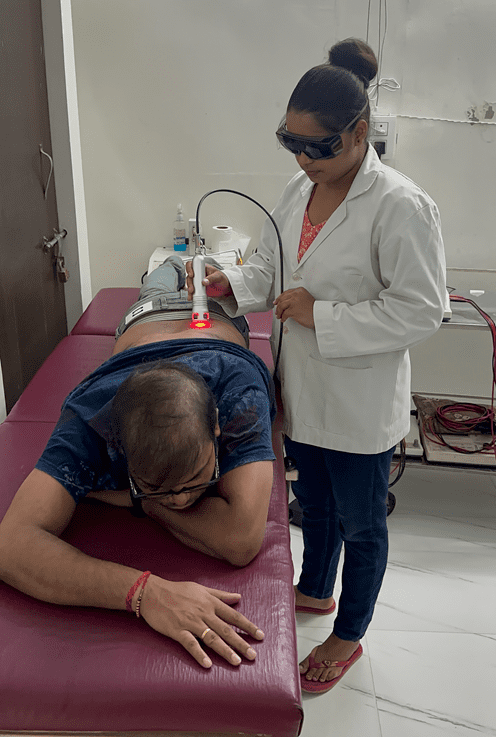 Laser Therapy Treatment, Best Physiotherapy clinic in lucknow