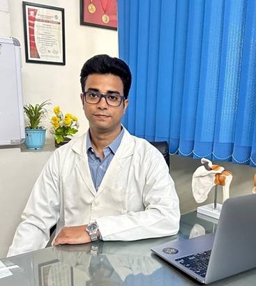 Dr. SHASHWAT PRAKASH (PT)